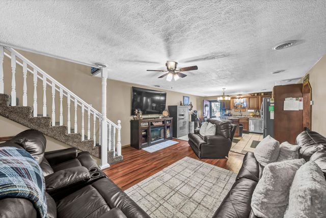 72 Blevins Lane, Vanceburg, KY 41179