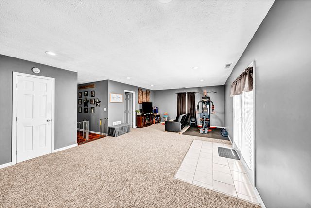 72 Blevins Lane, Vanceburg, KY 41179