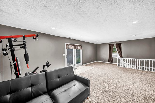 72 Blevins Lane, Vanceburg, KY 41179