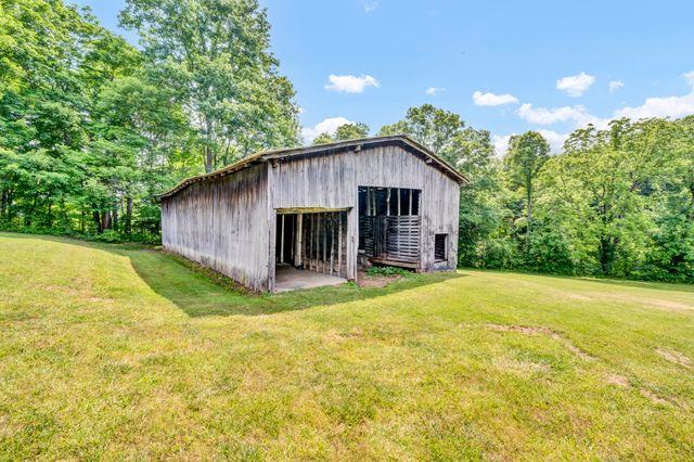 72 Blevins Lane, Vanceburg, KY 41179