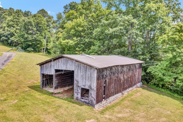 72 Blevins Lane, Vanceburg, KY 41179