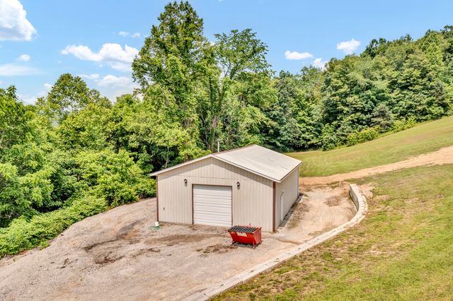 72 Blevins Lane, Vanceburg, KY 41179