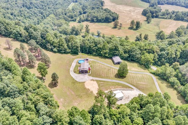 72 Blevins Lane, Vanceburg, KY 41179