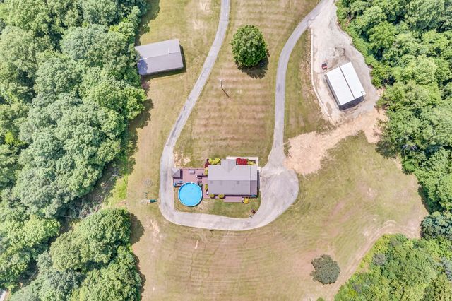 72 Blevins Lane, Vanceburg, KY 41179