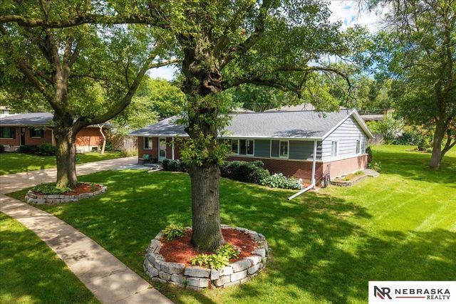 1834 Mindoro Drive, Lincoln, NE 68506