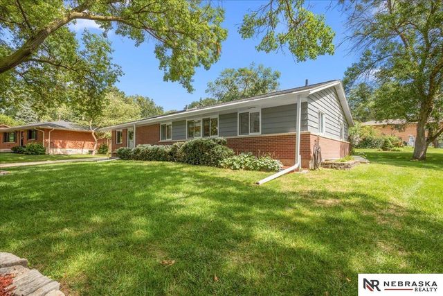 1834 Mindoro Drive, Lincoln, NE 68506