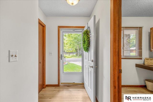 1834 Mindoro Drive, Lincoln, NE 68506