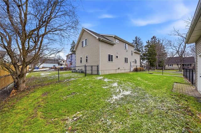 4986 City View Avenue, Hamburg, NY 14219