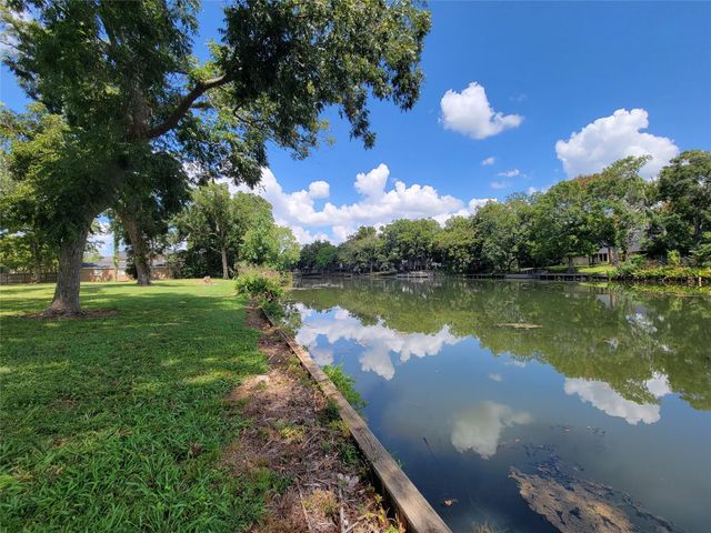 4600 Sienna Parkway, Missouri City, TX 77459