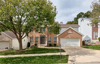 1339 Oak Borough Drive, Ballwin, MO 63021