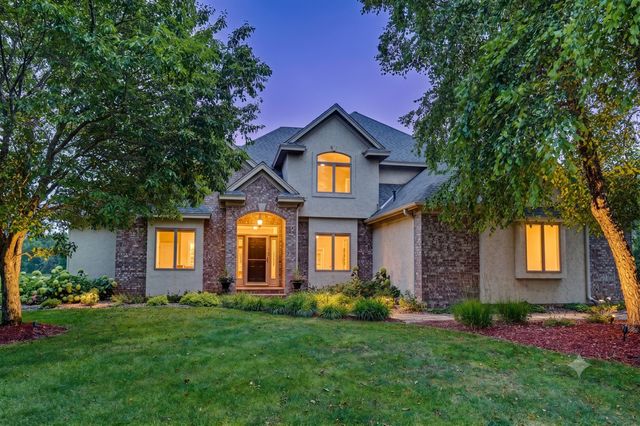 4700 McDonald Dr Place N, Stillwater, MN 55082