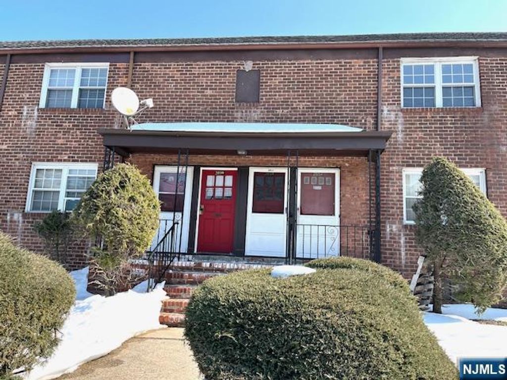 285 Teaneck Road 285B, Ridgefield Park, NJ 07660
