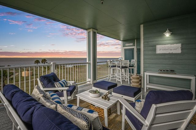 26570 Bay Water Drive 101, Galveston, TX 77554