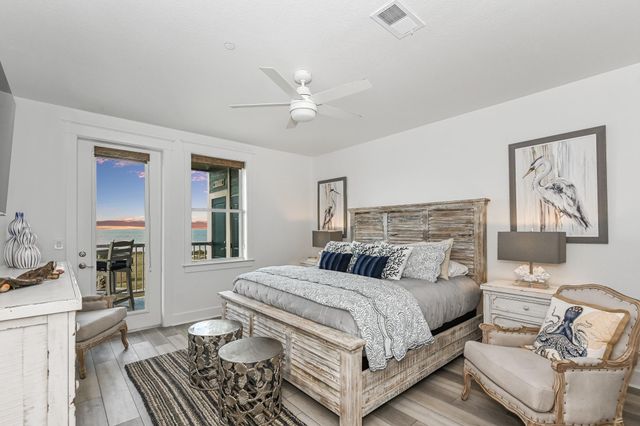 26570 Bay Water Drive 101, Galveston, TX 77554