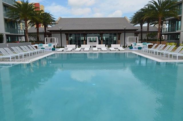 330 Sunny Isles Boulevard 52503, Sunny Isles Beach, FL 33160