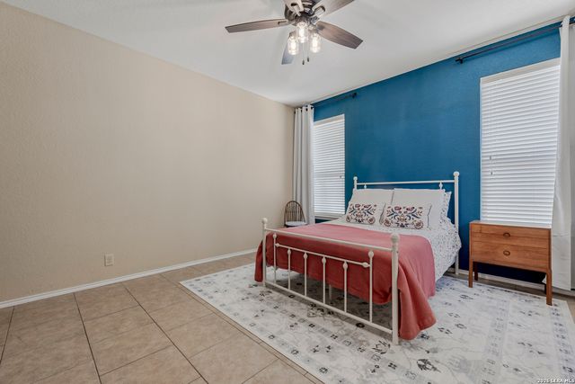 149 Golden Wren, San Antonio, TX 78253