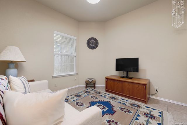 149 Golden Wren, San Antonio, TX 78253