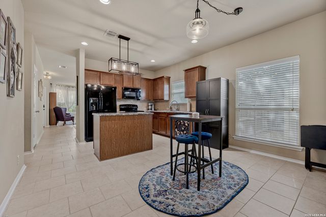149 Golden Wren, San Antonio, TX 78253