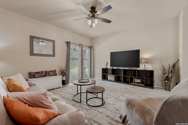 149 Golden Wren, San Antonio, TX 78253