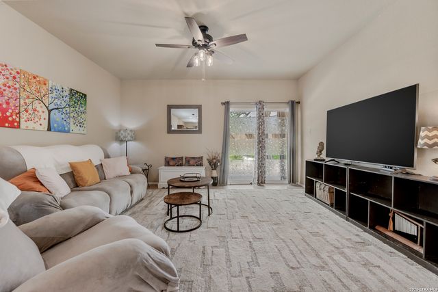 149 Golden Wren, San Antonio, TX 78253
