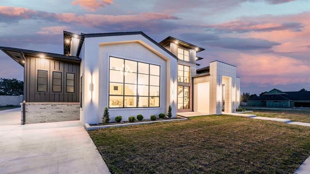 2600 Majestic Way, Yukon, OK 73099