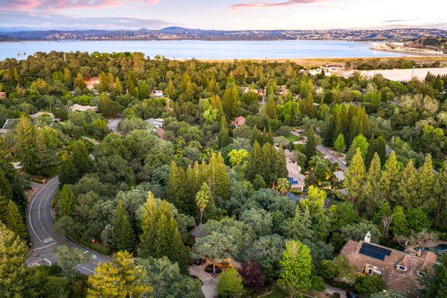 6430 Oak Hill Dr, Granite Bay, CA 95746