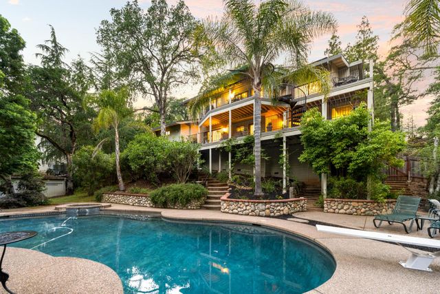 6430 Oak Hill Dr, Granite Bay, CA 95746