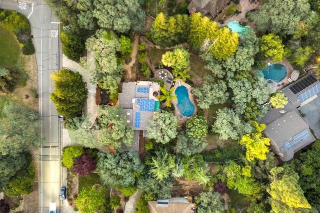 6430 Oak Hill Dr, Granite Bay, CA 95746