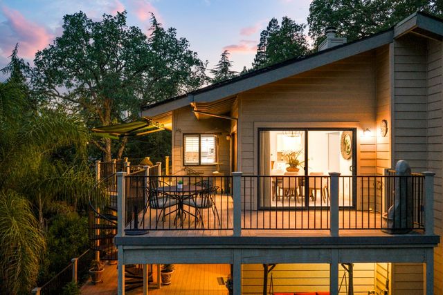 6430 Oak Hill Dr, Granite Bay, CA 95746