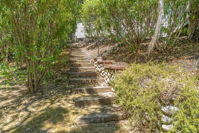 6430 Oak Hill Dr, Granite Bay, CA 95746