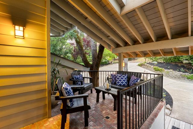 6430 Oak Hill Dr, Granite Bay, CA 95746