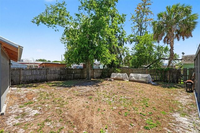 604 N PENNSYLVANIA AVENUE, Plant City, FL 33563