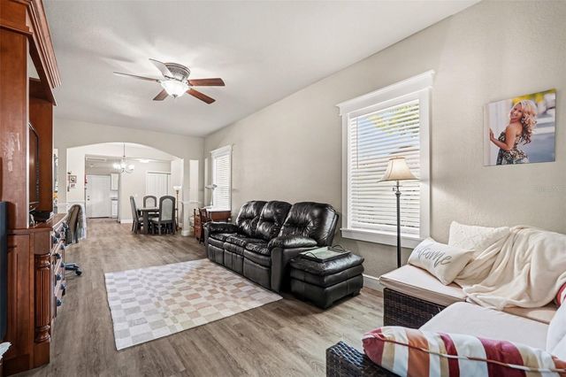 604 N PENNSYLVANIA AVENUE, Plant City, FL 33563