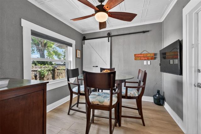 2566 14TH AVENUE N, St Petersburg, FL 33713