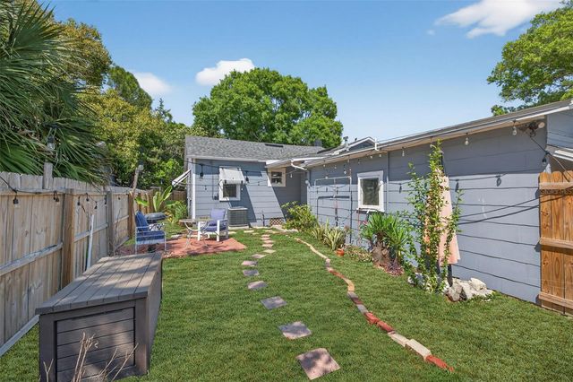 2566 14TH AVENUE N, St Petersburg, FL 33713