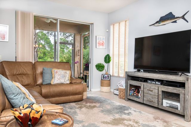 3751 NW Willow Creek Drive, Jensen Beach, FL 34957