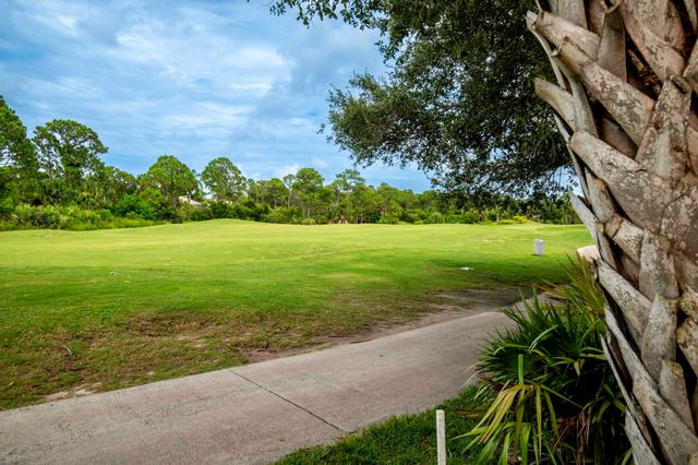 3751 NW Willow Creek Drive, Jensen Beach, FL 34957