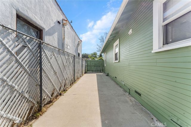 306 N Orange, Rialto, CA 92376