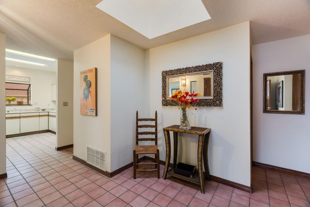 180 High Ridge Trail SE, Rio Rancho, NM 87124