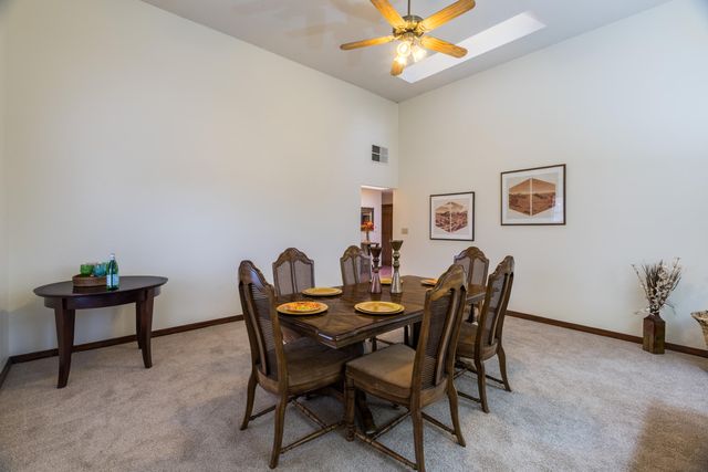 180 High Ridge Trail SE, Rio Rancho, NM 87124