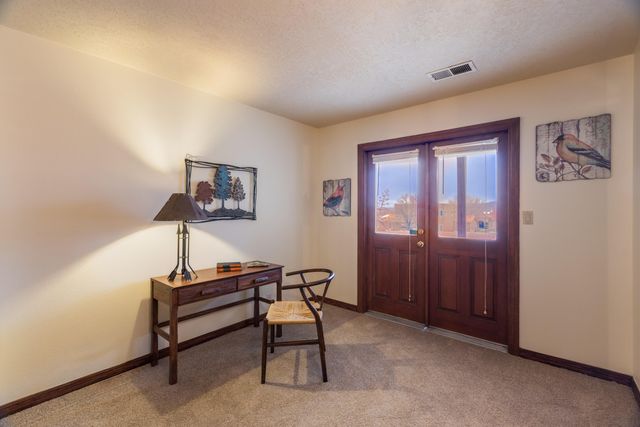 180 High Ridge Trail SE, Rio Rancho, NM 87124