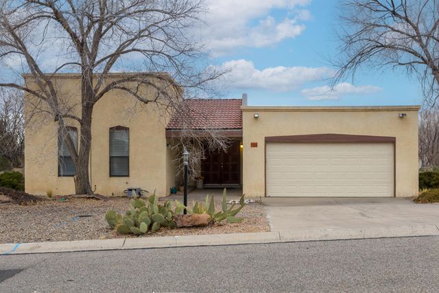 180 High Ridge Trail SE, Rio Rancho, NM 87124