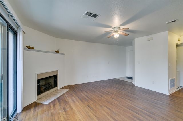 2220 Pine Breeze Lane 103, Las Vegas, NV 89119