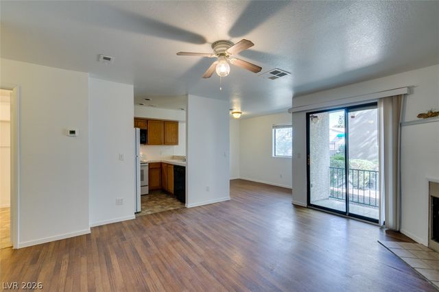 2220 Pine Breeze Lane 103, Las Vegas, NV 89119