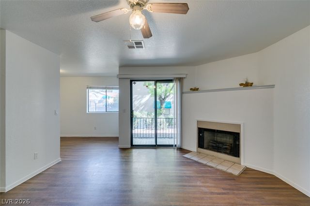 2220 Pine Breeze Lane 103, Las Vegas, NV 89119