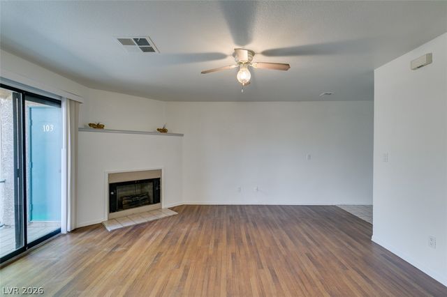 2220 Pine Breeze Lane 103, Las Vegas, NV 89119