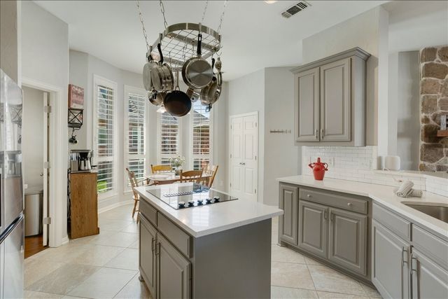 507 Hunters Creek Court, Allen, TX 75013