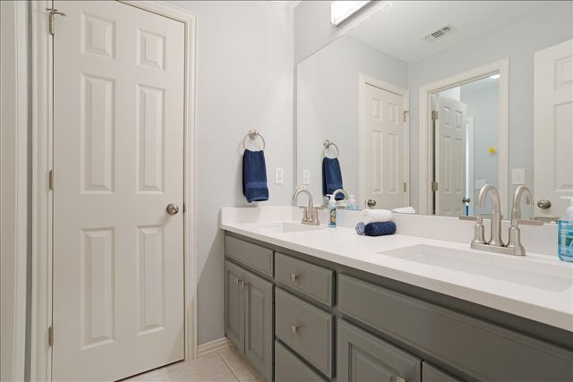 507 Hunters Creek Court, Allen, TX 75013