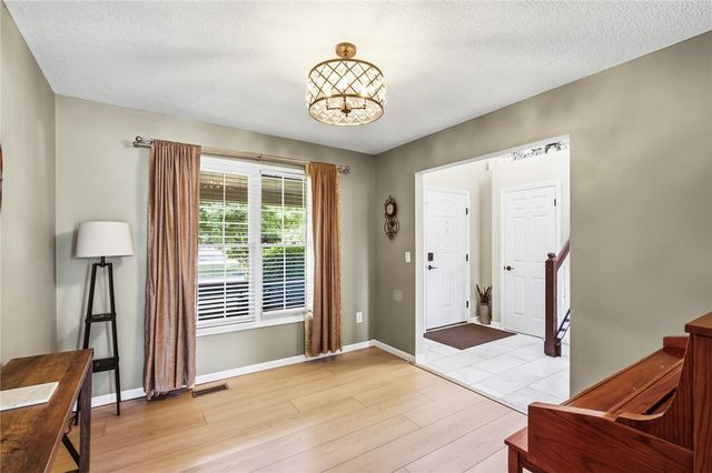 5783 Barbara Drive, Hilliard, OH 43026