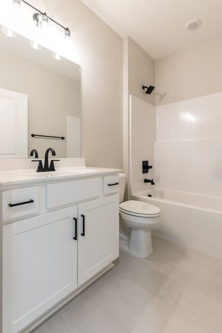 8637 Highway 52, Portland, TN 37148